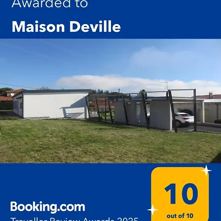Maison Deville Holiday home *